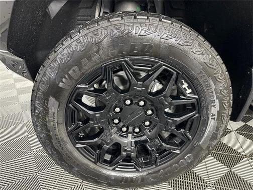 2025 GMC HUMMER EV SUV 2X