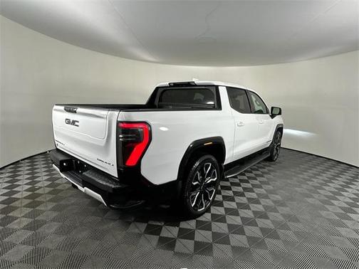 2025 GMC Sierra EV Denali