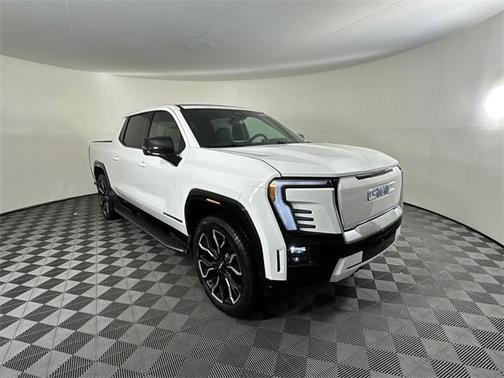 2025 GMC Sierra EV Denali