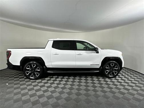 2025 GMC Sierra EV Denali