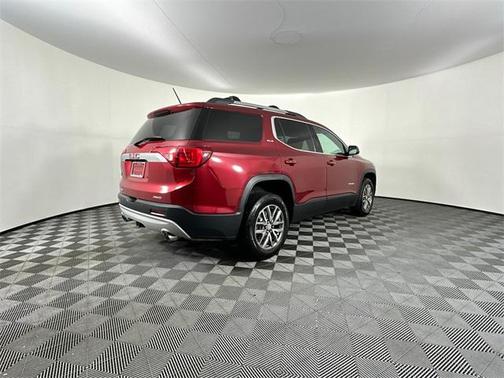 2019 GMC Acadia SLE-2