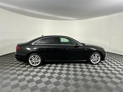 2021 Audi A4 45 S line Premium Plus