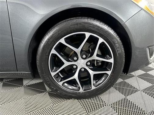 2017 Buick Regal Turbo Sport Touring