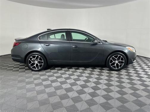 2017 Buick Regal Turbo Sport Touring
