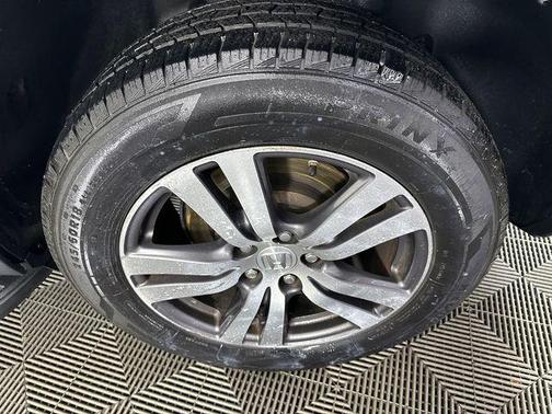 White Diamond Pearl 2017 Honda Pilot EX-L