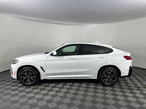 2023 BMW X4 xDrive30i