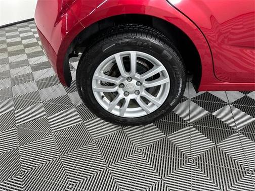 2016 Chevrolet Sonic LT