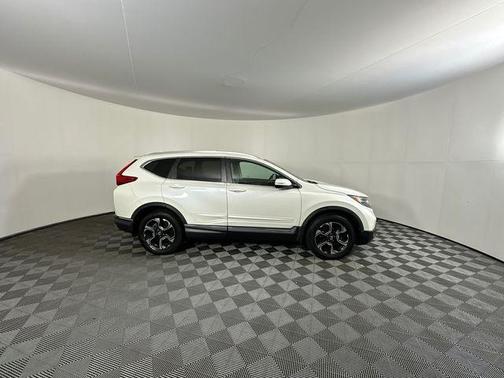 White Diamond Pearl 2017 Honda CR-V Touring