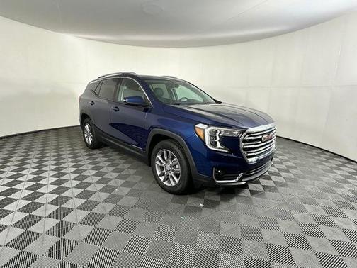 Marine Metallic 2022 GMC Terrain SLT