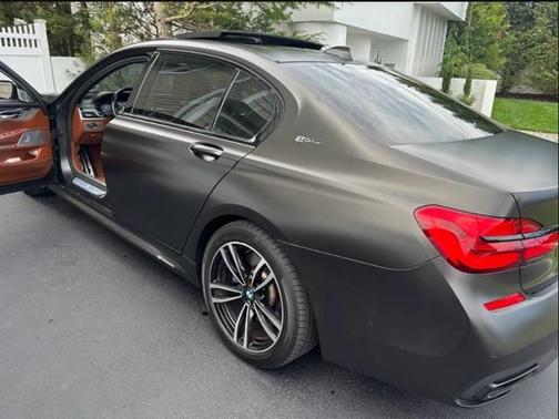 2018 BMW 740e xDrive iPerformance