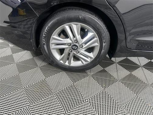 2019 Hyundai ELANTRA Value Edition
