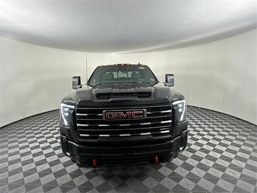 2026 GMC Sierra 2500 AT4