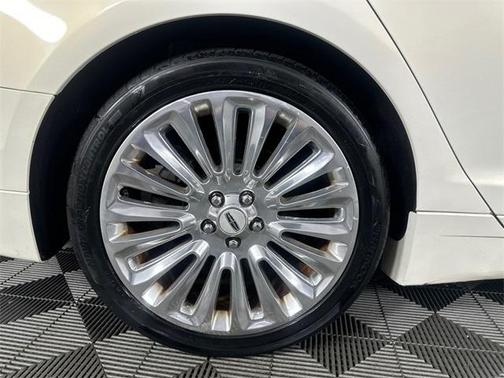 2013 Lincoln MKZ Base