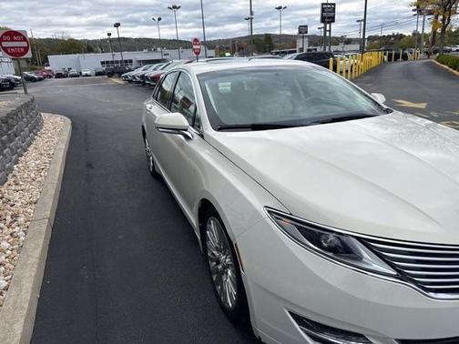 2013 Lincoln MKZ Base