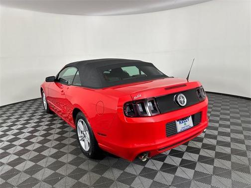 2014 Ford Mustang V6