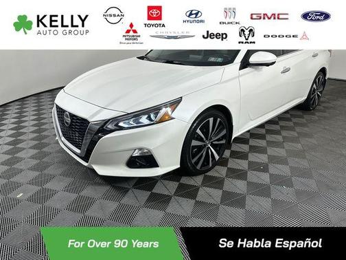 White 2021 Nissan Altima 2.5 Platinum