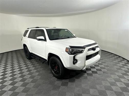 2022 Toyota 4Runner SR5