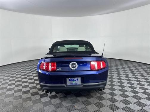 2011 Ford Mustang GT Premium