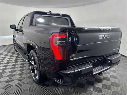 2025 GMC Sierra EV Denali