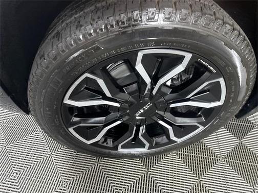 2025 GMC Sierra EV Denali