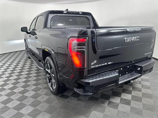 2025 GMC Sierra EV Denali