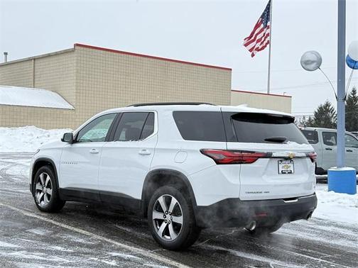 2023 Chevrolet Traverse LT Leather