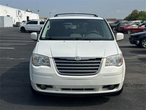 2010 Chrysler Town & Country Touring