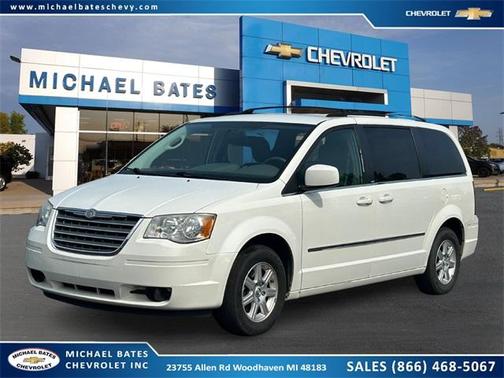 2010 Chrysler Town & Country Touring