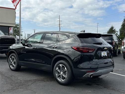 2025 Chevrolet Blazer LT