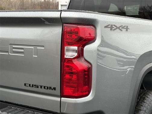 2026 Chevrolet Silverado 2500 Custom