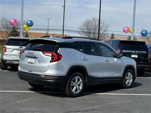 2022 GMC Terrain SLE
