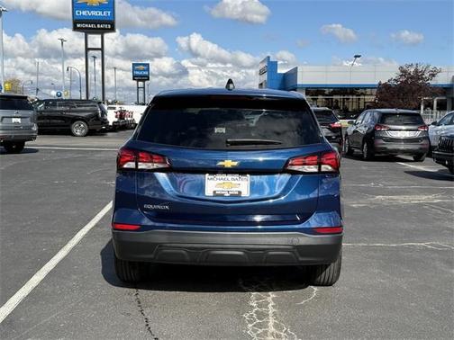 2023 Chevrolet Equinox LS