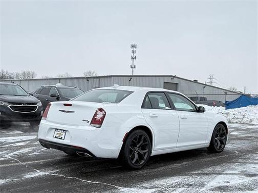 2023 Chrysler 300 S