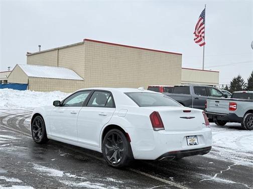 2023 Chrysler 300 S