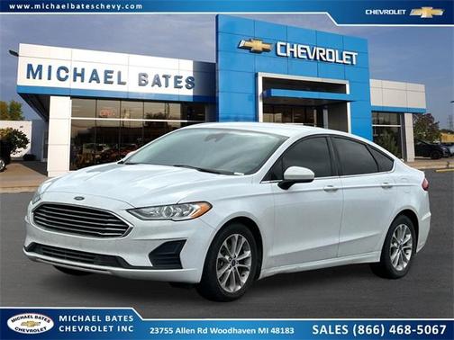2020 Ford Fusion SE