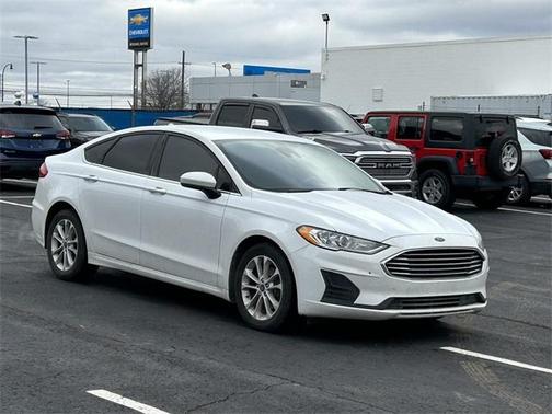 2020 Ford Fusion SE