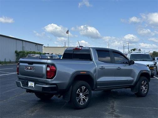 2023 GMC Canyon AT4