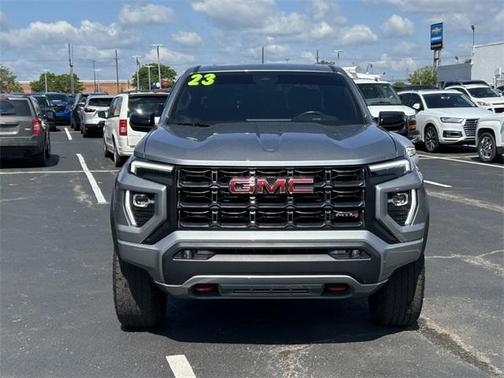 2023 GMC Canyon AT4