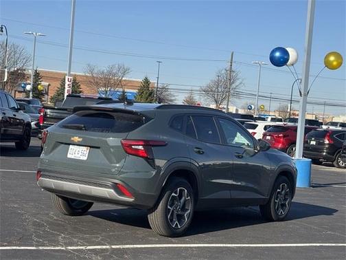 2025 Chevrolet Trax LT