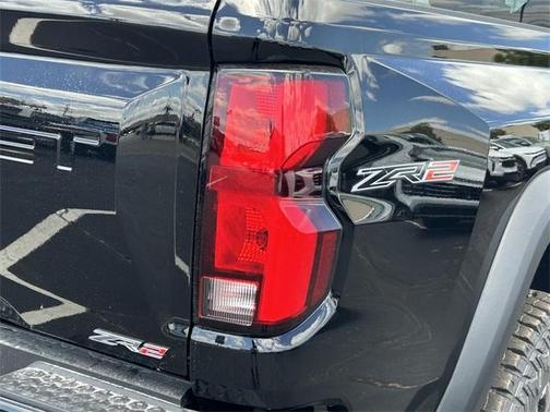 2025 Chevrolet Colorado ZR2