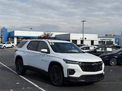 2023 Chevrolet Traverse RS
