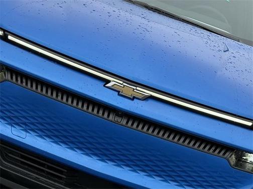 2026 Chevrolet Equinox EV LT 2