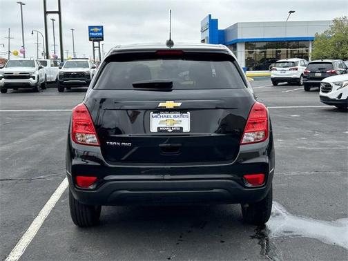 2022 Chevrolet Trax LS