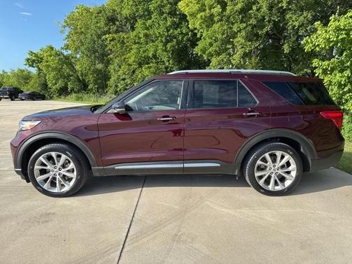 2022 Ford Explorer Platinum