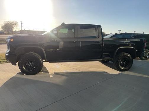 2026 Chevrolet Silverado 2500 ZR2