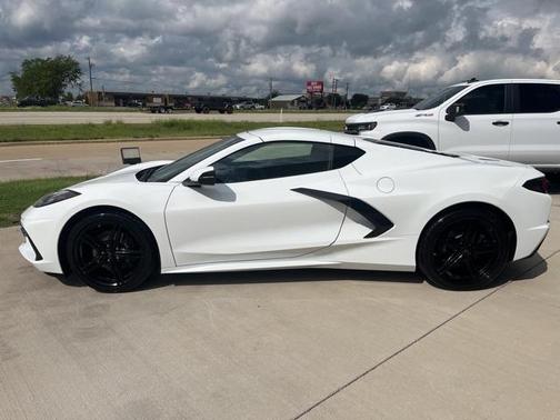 2026 Chevrolet Corvette Stingray w/1LT
