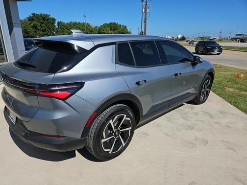 2025 Chevrolet Equinox EV LT 1