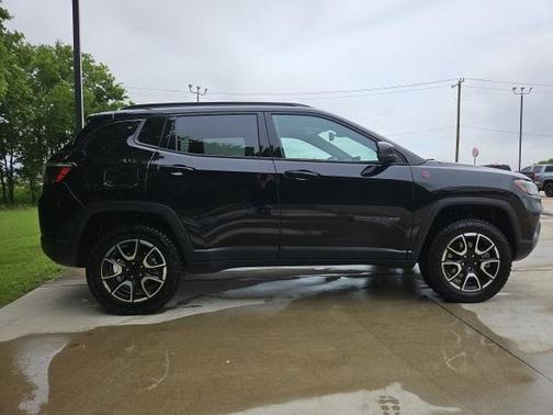 2024 Jeep Compass Trailhawk