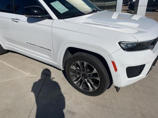2023 Jeep Grand Cherokee Overland