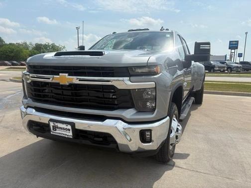 2025 Chevrolet Silverado 3500 LT